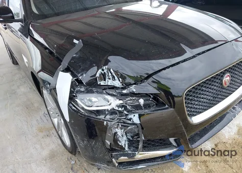 2016 Jaguar Xf 35T Prestige из США, поврежденный, VIN SAJBK4BV5GCY20085
